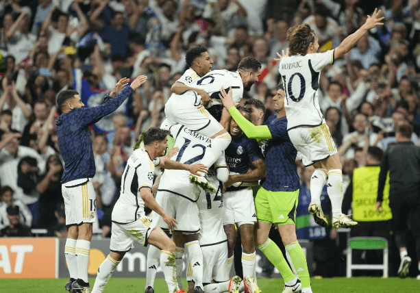 Real Madrid Players Celeberating