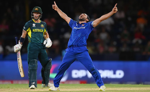 Afghanistan shocks Australia to maintain hopes for the semifinals